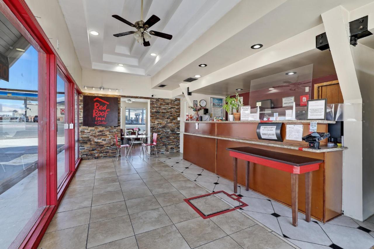 Red Roof Motel 2*